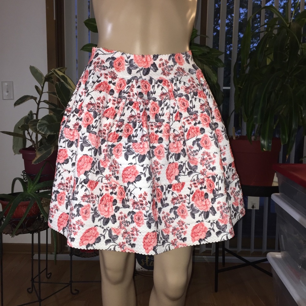 🌺Freestyle Floral Skirt🌺